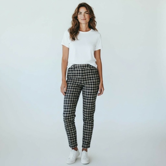 AMERICAN EAGLE OUTFITTERS Checkered Straight Leg Chinos in Black/Cream Size 2 - Picture 12 of 12